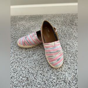 Women’s Pink Avalon Peony Ikat Slip on TOMS shoes